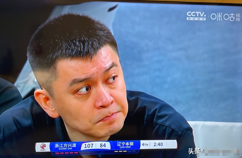 灰熊险胜江苏队，张镇麟高光表现