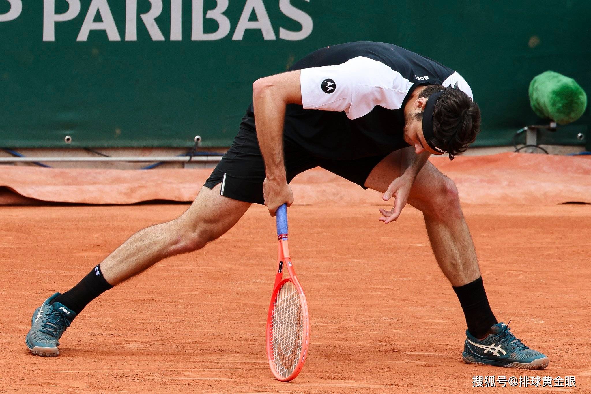 爱游戏tv-蒙特卡洛大师赛绝杀法网，梅德韦杰夫关键制胜