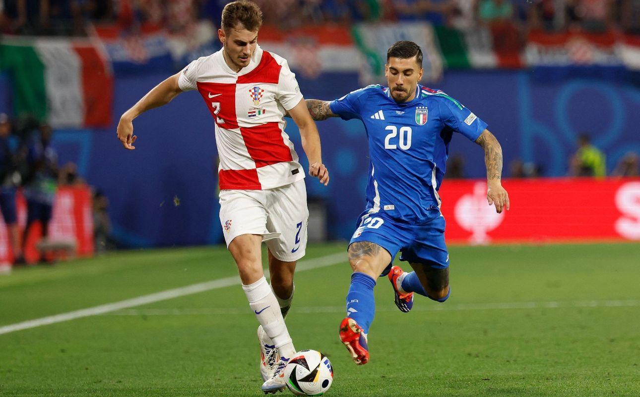 爱游戏体育-克罗地亚绝杀英格兰，阿什拉夫刷新纪录