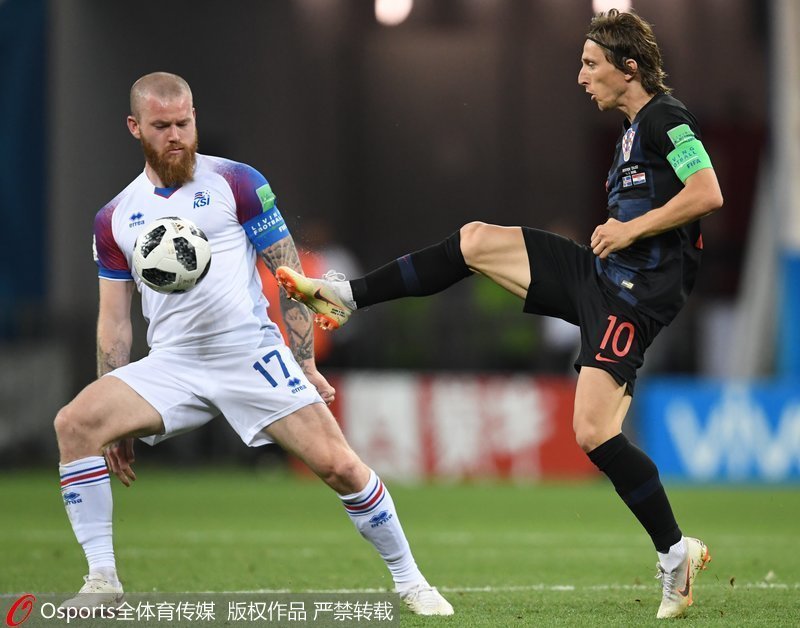 克罗地亚绝杀英格兰，阿什拉夫刷新纪录