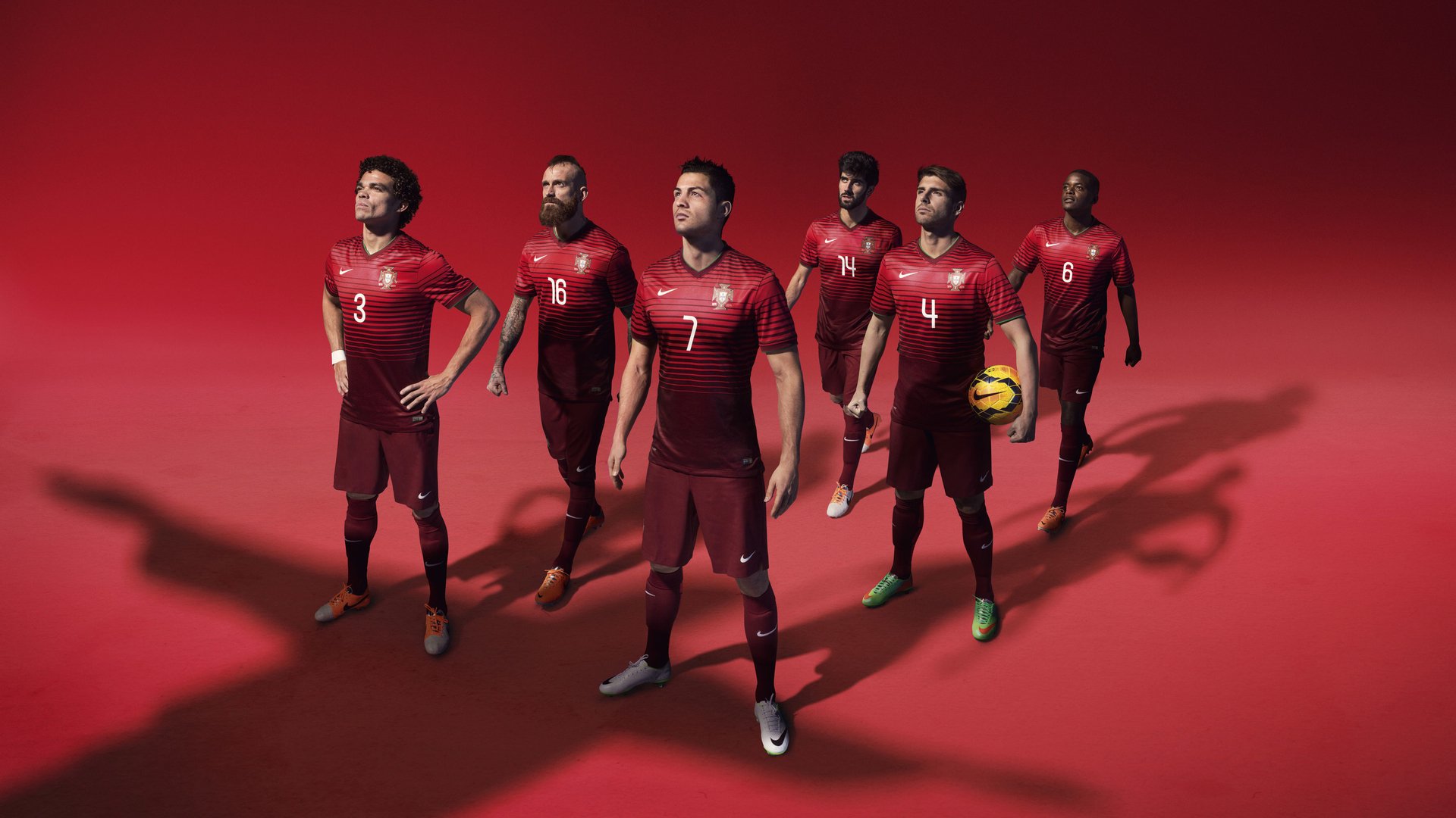 世界杯2026-伊朗血拼雷恩，金玟哉在欧冠半决赛接管比赛，亚洲足球的暗夜与黎明