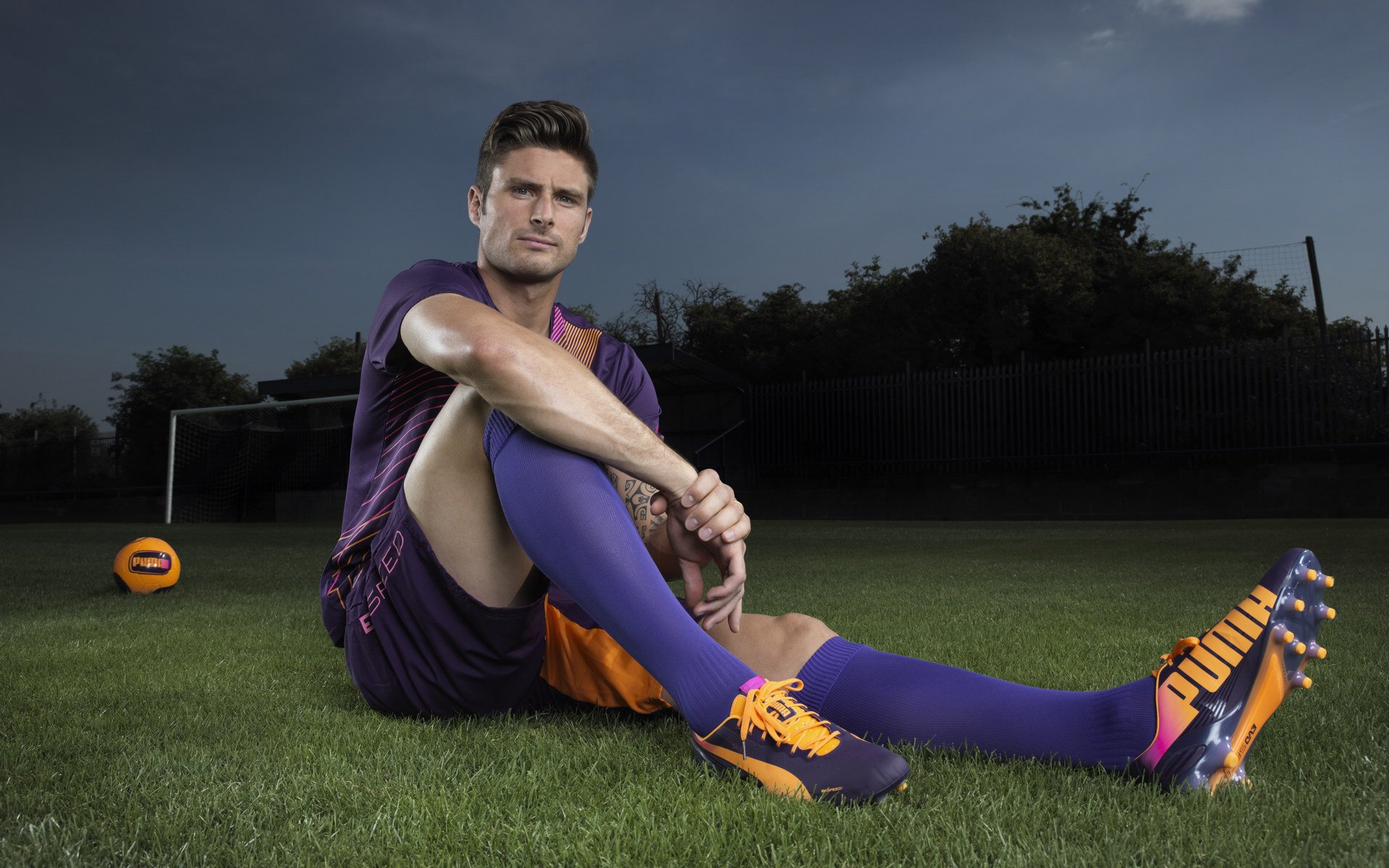 爱游戏APP-阿圭罗里程碑之夜，罗马铁蹄踏碎尤文王权