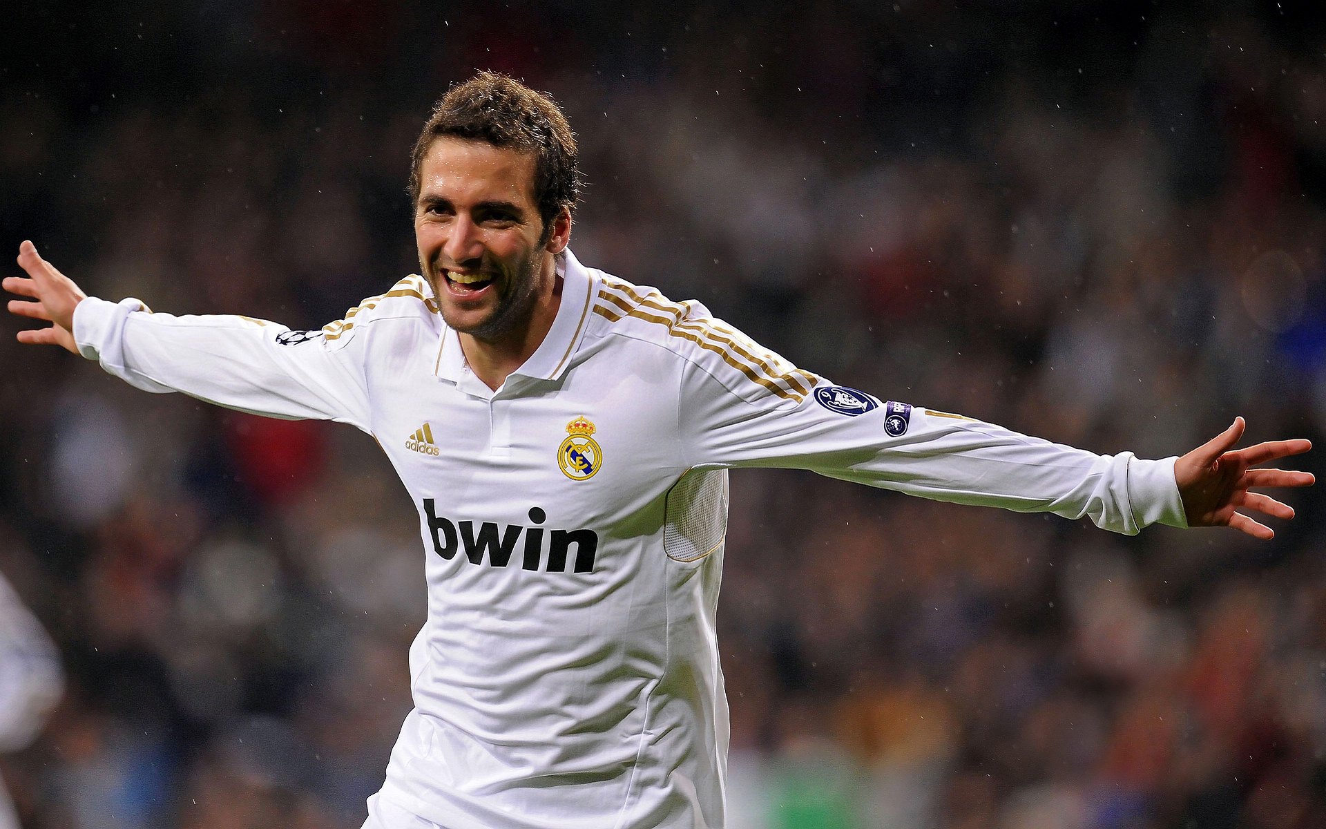 爱游戏2026-2026世界杯之夜，德罗巴在焦点战证明自己